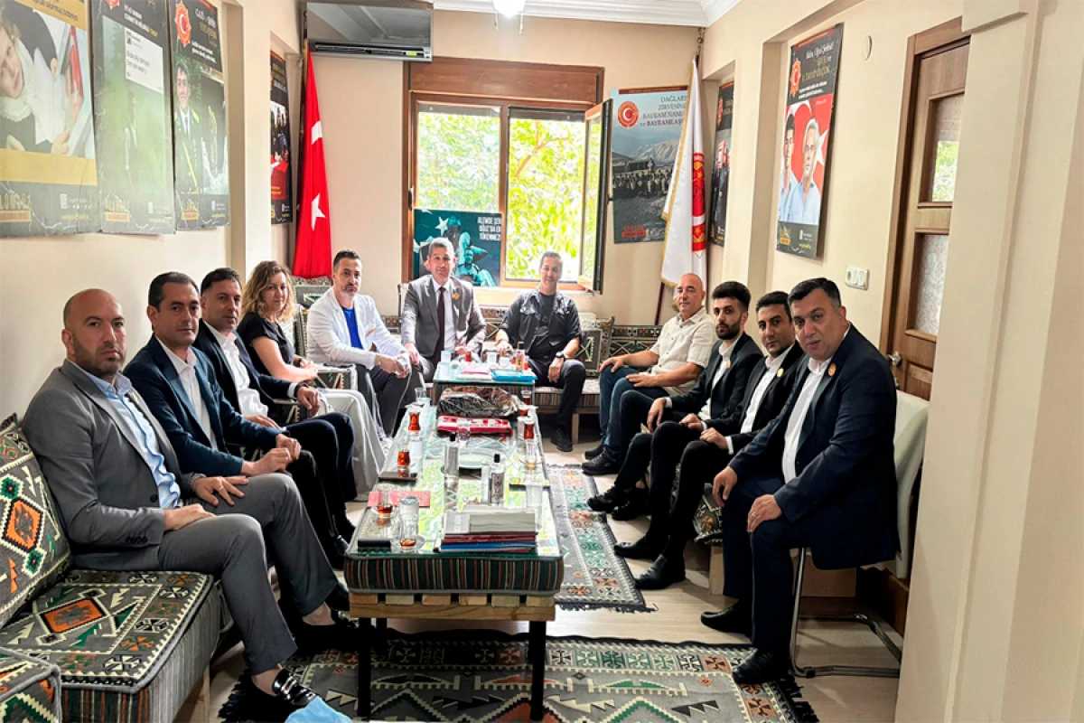 Azərbaycanlı jurnalist qazilər [[Türkiyə qazilər vəqfini]] ziyarət etdilər
