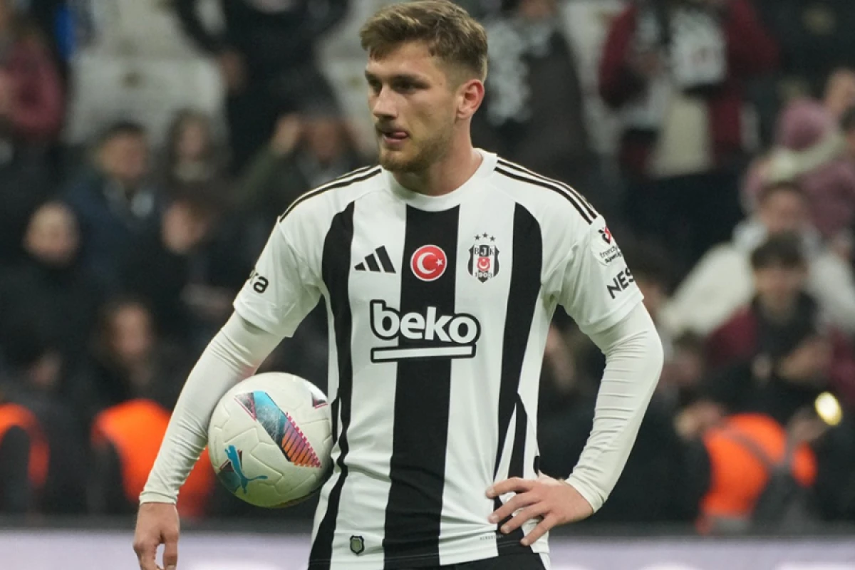 İtaliya klubu [["Beşiktaş"la]] anlaşdı