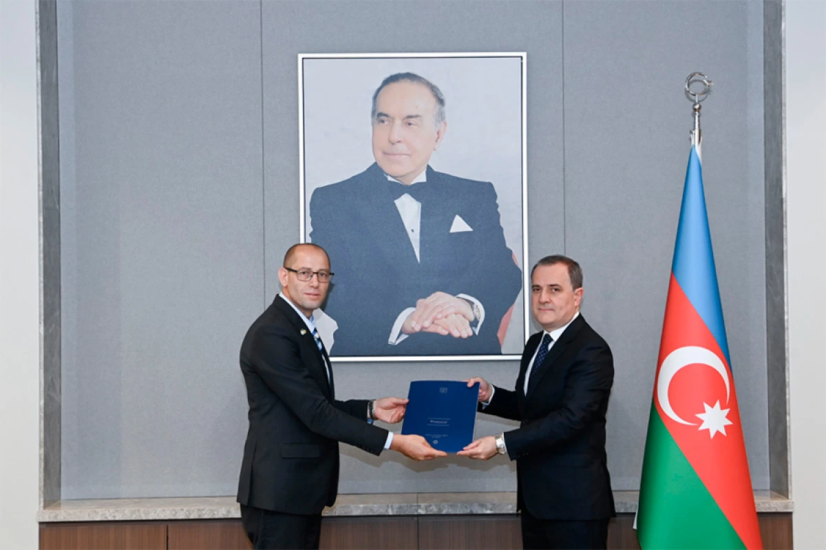 [[Ceyhun Bayramov]] İsrailin yeni təyin olunmuş səfiri ilə görüşdü