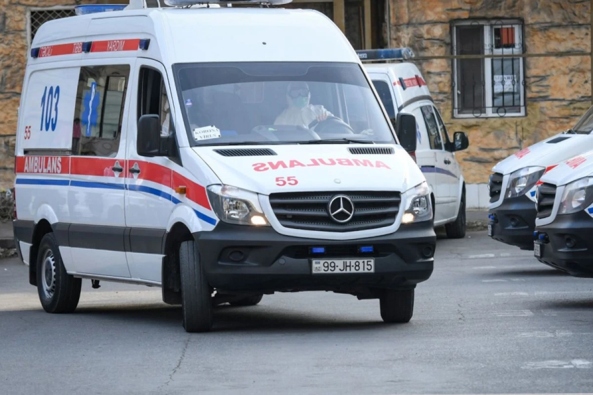 29 yaşlı tur rəhbəri [[dağlıq ərazidə yıxılaraq]] öldü