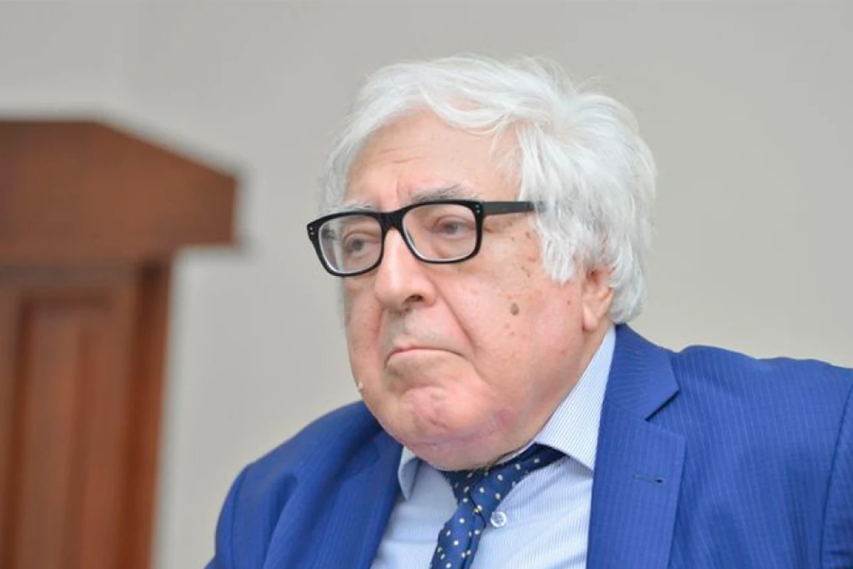 [[Xalq yazıçısı:]] "Bu, taleyin mənə verdiyi cəzadır"