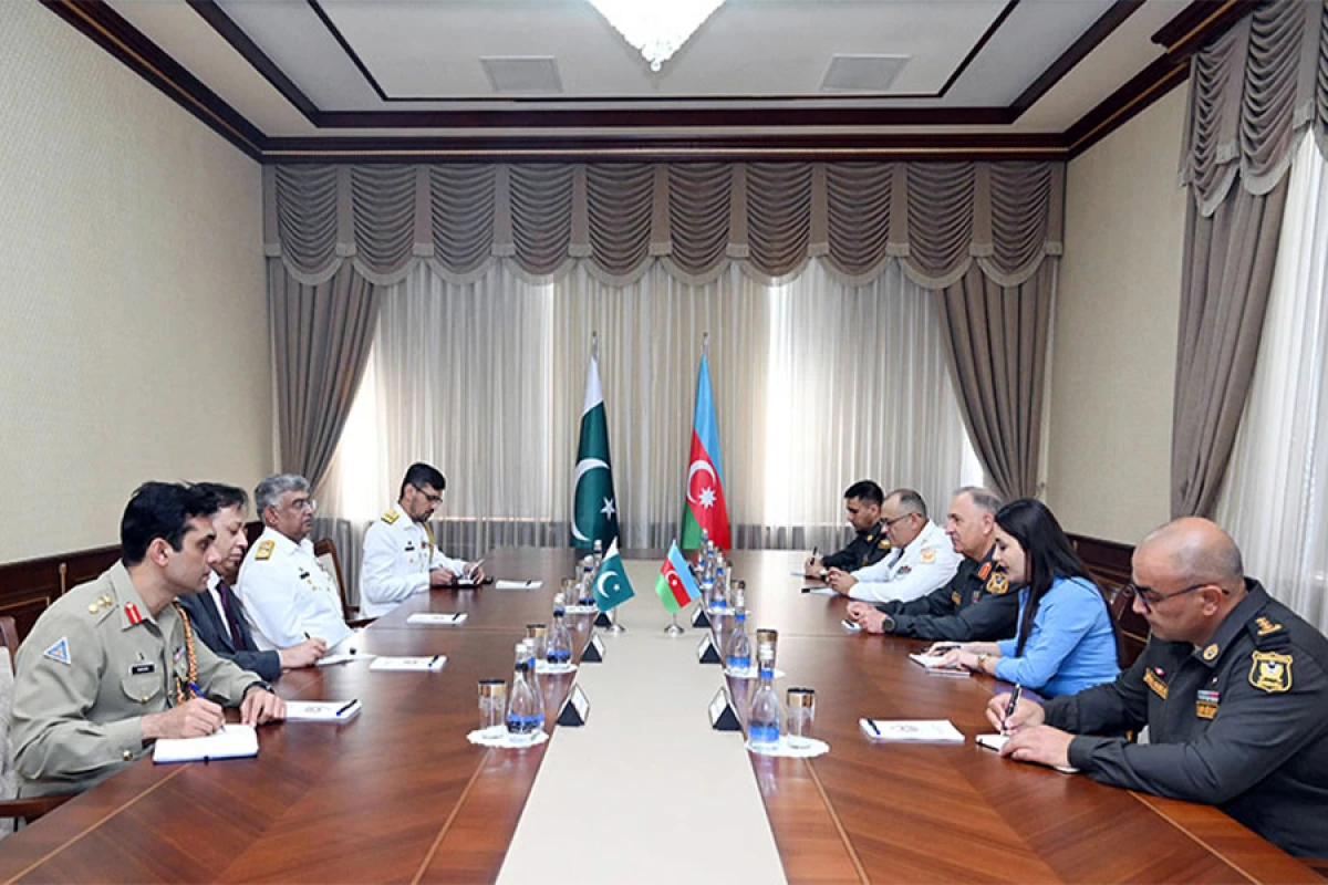 [[Baş Qərargah rəisi]] Pakistan HDQ komandanını qəbul etdi