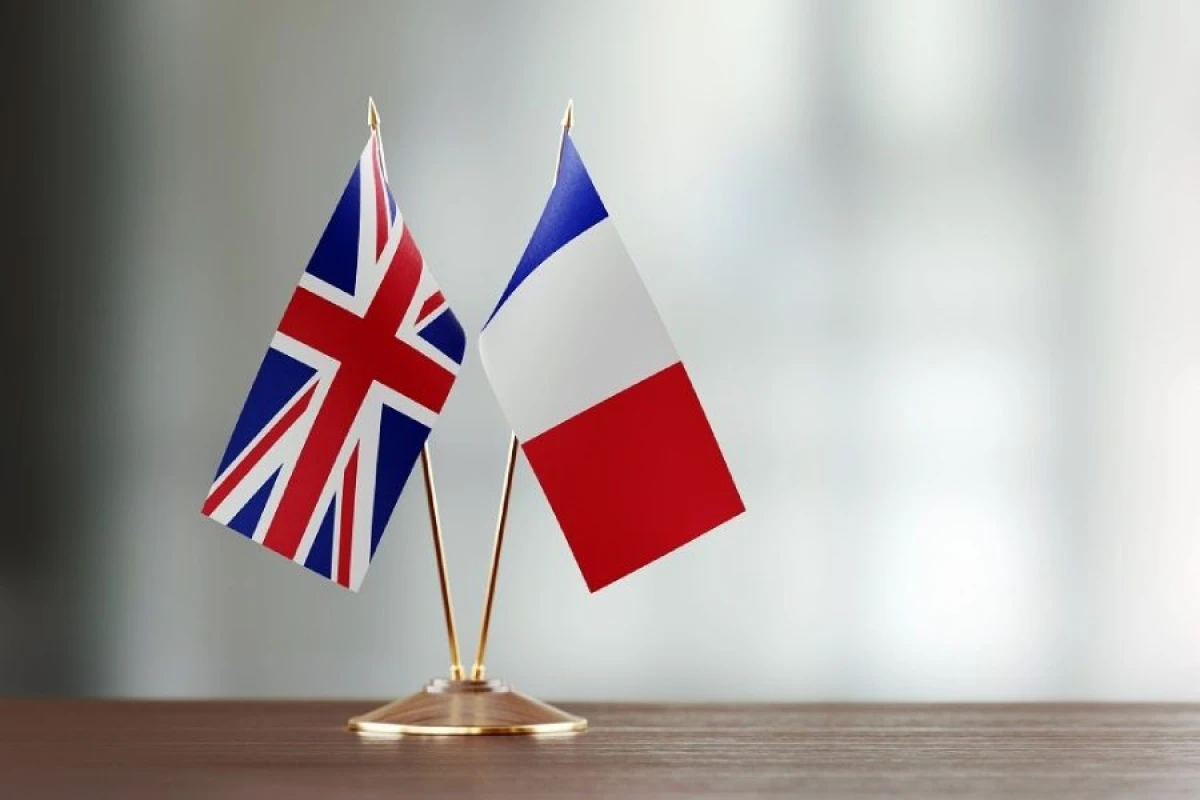 Britaniya və Fransa arasında miqrant razılaşması [[qüvvəyə mindi]]