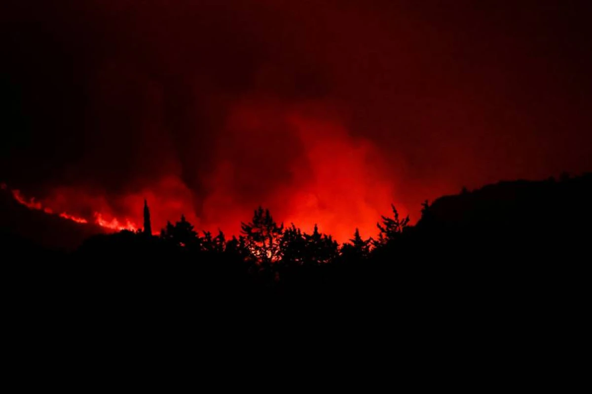 Fransada baş verən yanğın son 20 ilin [[ən böyüyüdür]