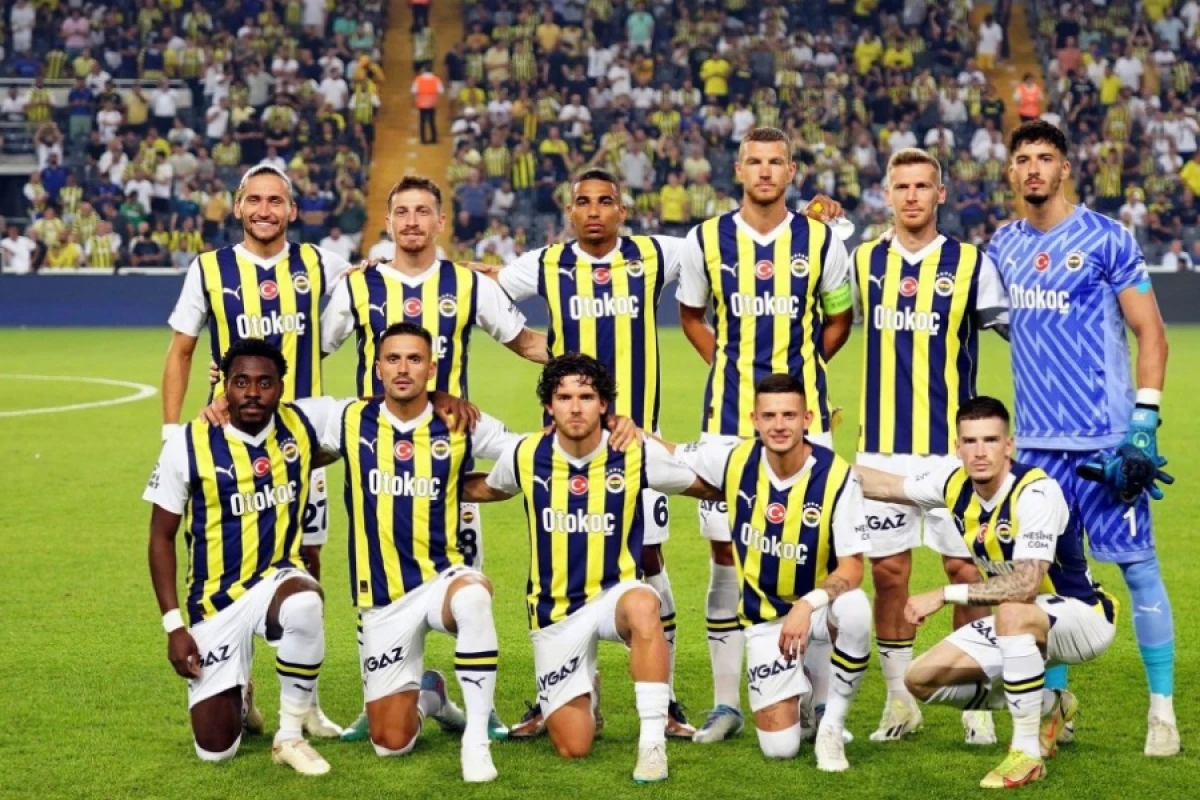 [["Fənərbağça"nın]] yeni mövsümdəki kapitanı açıqlandı