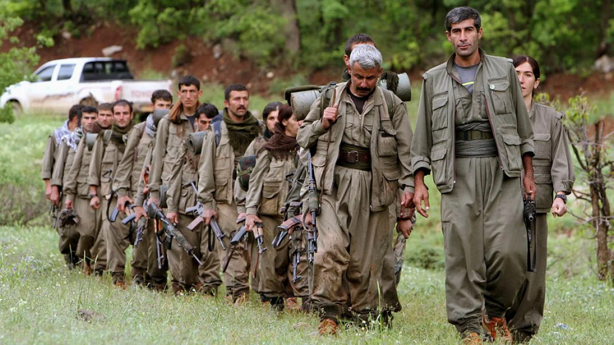 Daha [[5 PKK terrorçusu]] təslim oldu