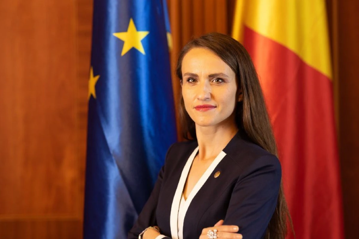 Rumıniya XİN rəhbəri [[Ukraynaya getdi]]