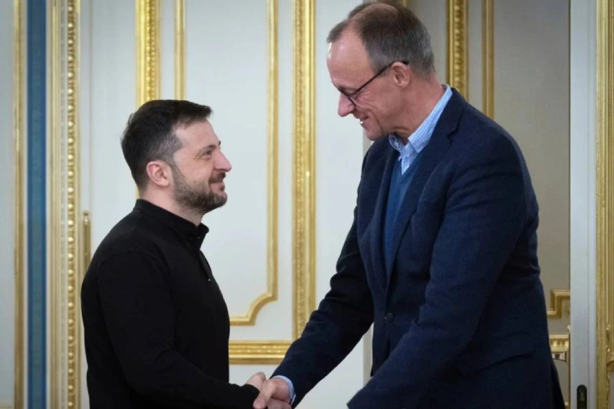 Mertslə Zelenski Uitkoffun Moskvaya səfərini müzakirə etdi