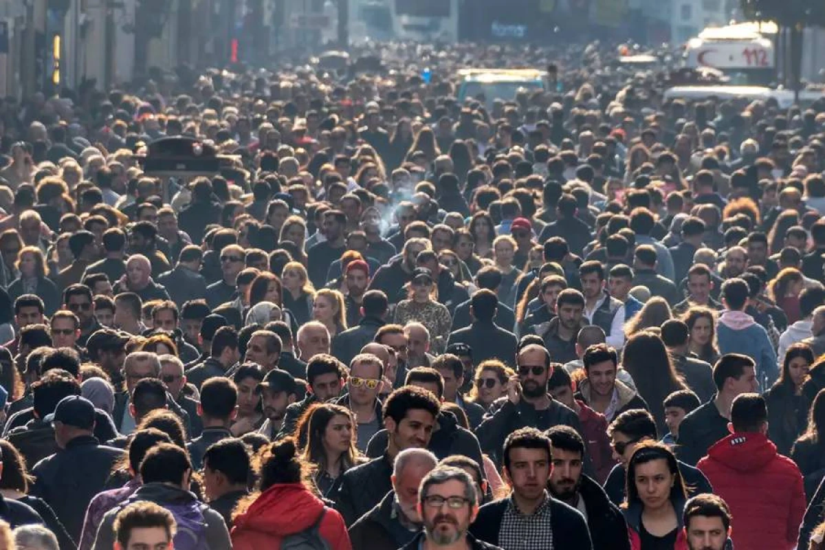 İspaniyanın əhalisi [[rekord həddə çatdı]]
