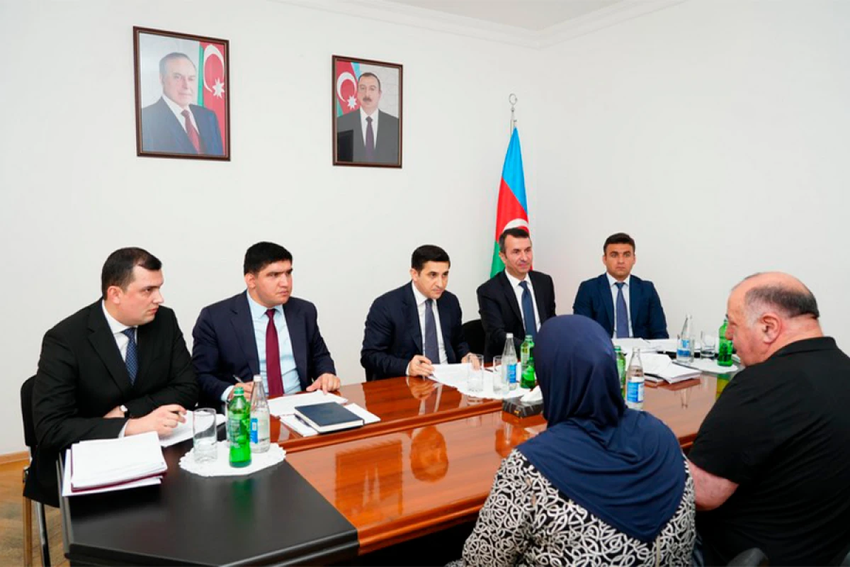 [[Fərid Əhmədov]] Ağsuda vətəndaşları qəbul etdi