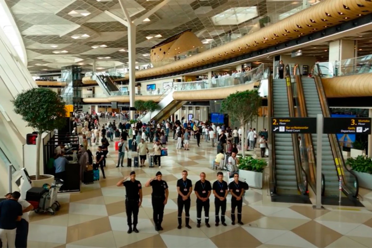 Hökumə Əliyevanın doğum günü ilə əlaqədar [[Bakı aeroportunda bir dəqiqəlik sükut]] elan olundu
