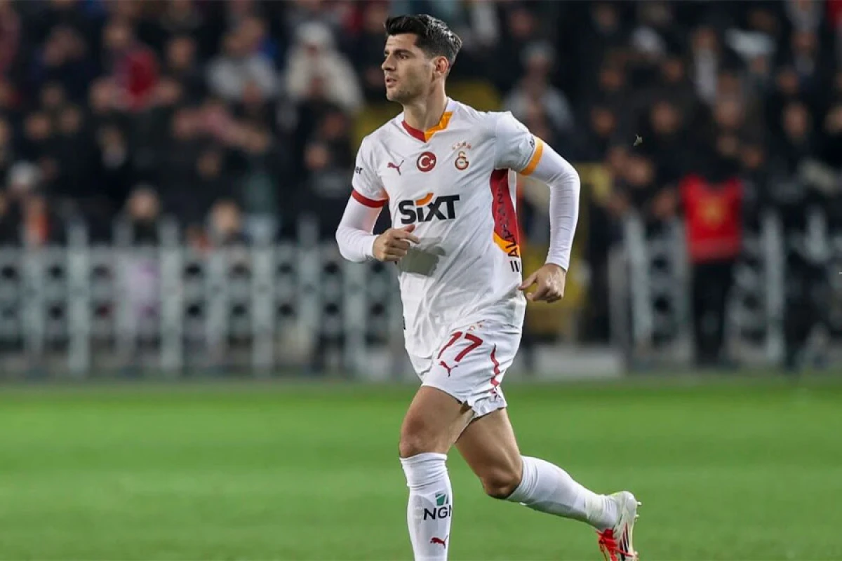 “Qalatasaray” [[Morata ilə]] yollarını ayırdı