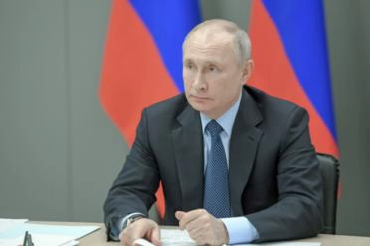 [[Putin:]] "Böhranı sülh yolu ilə həll etmək istəyirik"