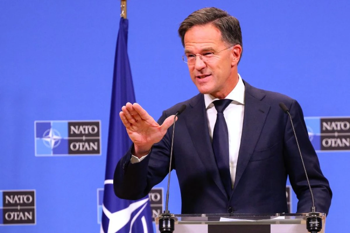 [[Rutte:]] "30 ölkə Ukrayna üçün təhlükəsizlik zəmanətləri hazırlayır"