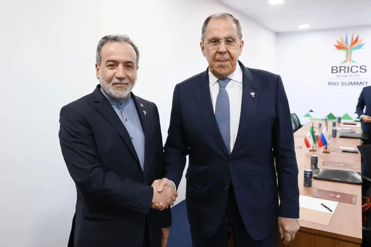 [[Lavrov və Əraqçi]] telefonla danışdı
