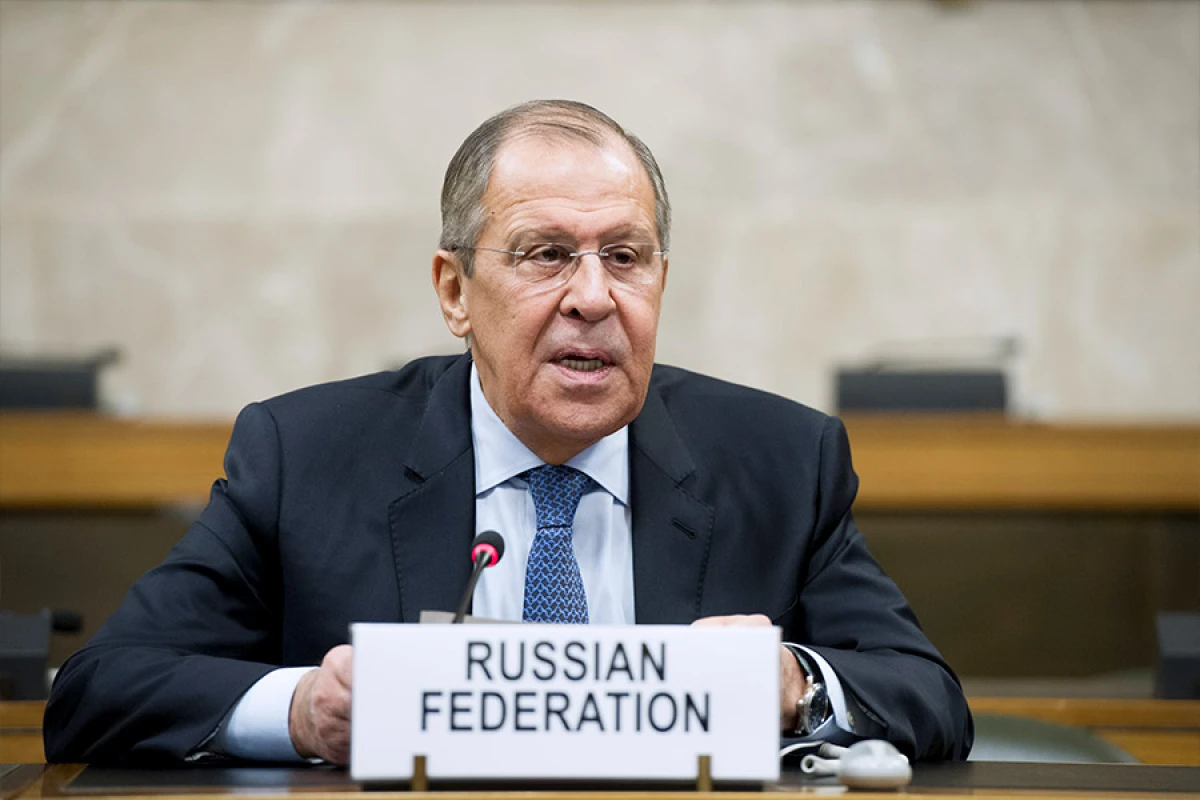 Lavrov [[türkmənistanlı həmkarı ilə]] görüşəcək