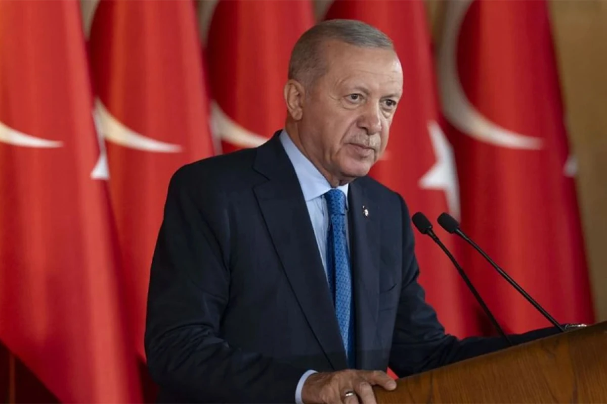 Ərdoğan Zəfər [[Bayramı münasibətilə]] Türk xalqını təbrik etdi