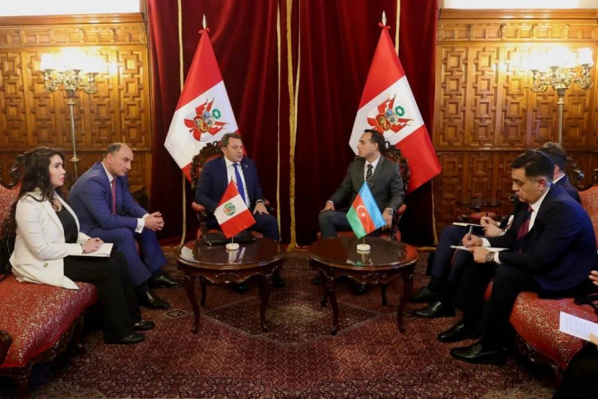[[Elnur Məmmədov]] Peru XİN başçısı ilə görüşdü