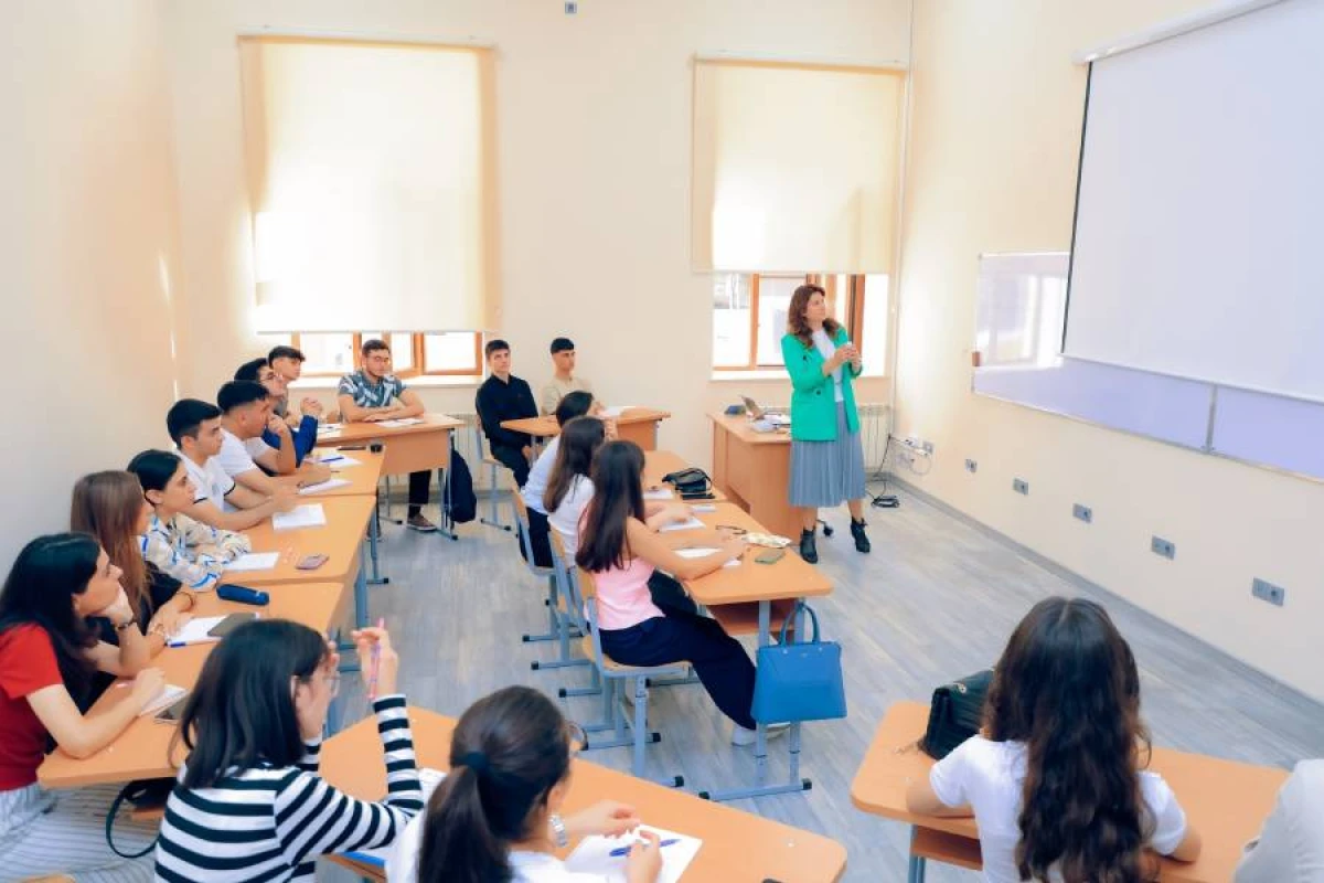 [[Bakalavrların NƏZƏRİNƏ:]] Qeydiyyat prosesi başlayır