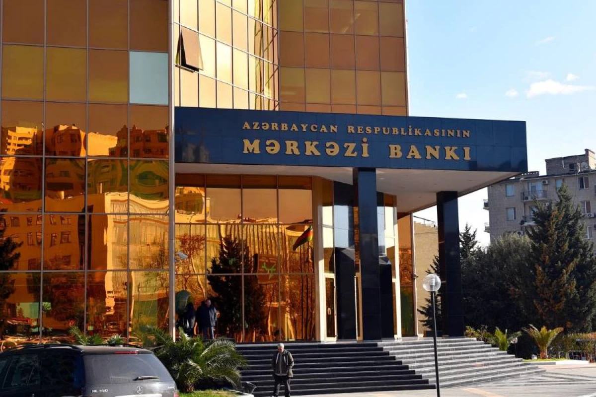 AMB əməkdaşlarının könüllü tibbi sığortaçısını seçir