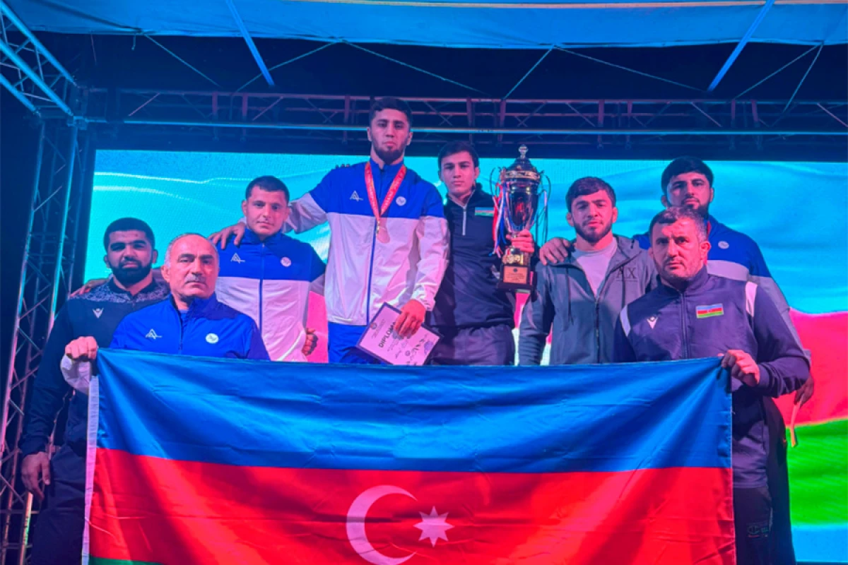 Güləşçilər Universiadada [[8 medal]] qazandı