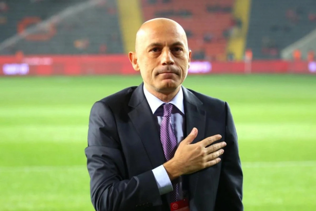 Cüneyt Çakır [["Qarabağ"ın oyununa]] təyinat aldı