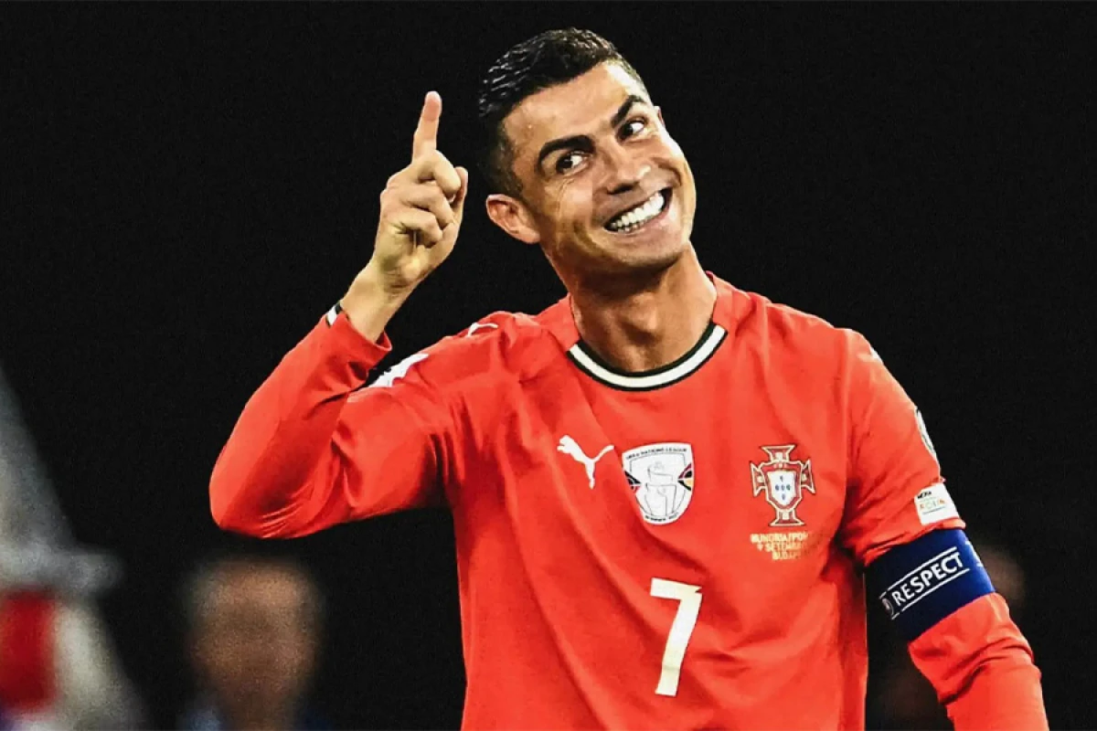 Ronalduya [[“Bütün Zamanların Ən Yaxşı Futbolçusu”]] mükafatı verildi