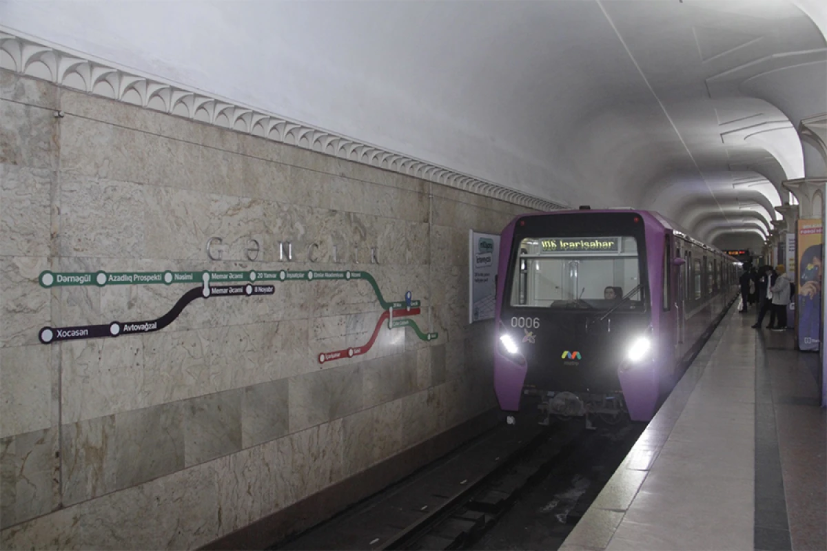 Bakı metropolitenində tarixi nailiyyət: [[interval 1 dəqiqə 45 saniyəyə endirildi]]