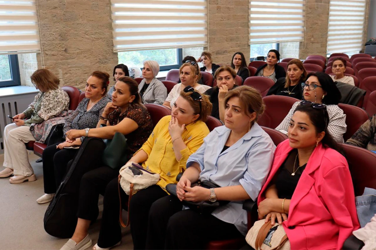 Attestasiyanın [[nəticələrinə əsasən]] təlimlərin üçüncü mərhələsi başladı