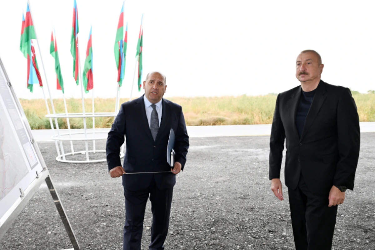 [[Prezident]] Füzulinin yeni salınacaq kəndinin təməlini qoydu