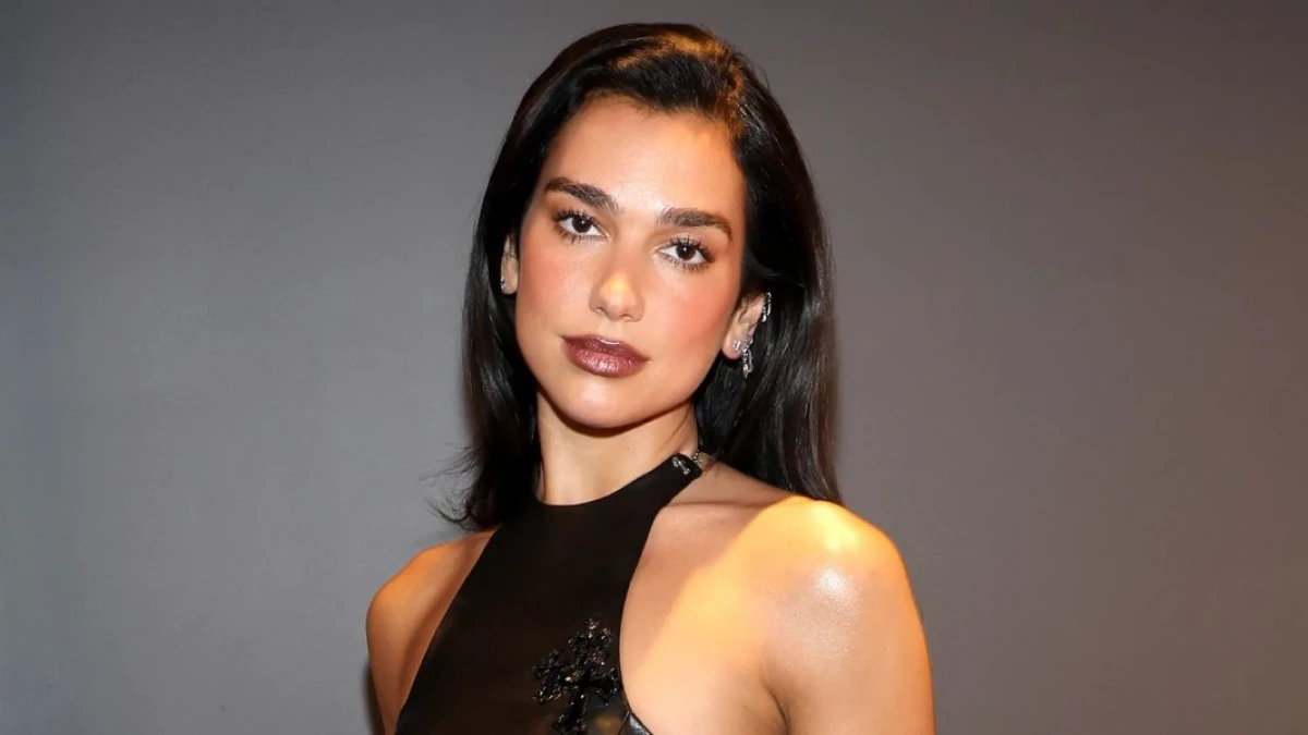 Dua Lipa İsrail tərəfdarı fikirlərə görə agentin işdən çıxarılması iddiasını [[rədd etdi]]