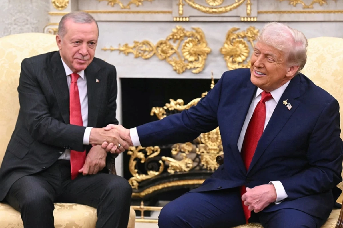 [[Tramp:]] "Türkiyə ABŞ-dən "F-16" və "F-35" qırıcıları almaq istəyir"