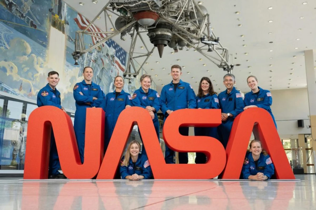 NASA [[yeni astronavt sinfini təqdim etdi]]