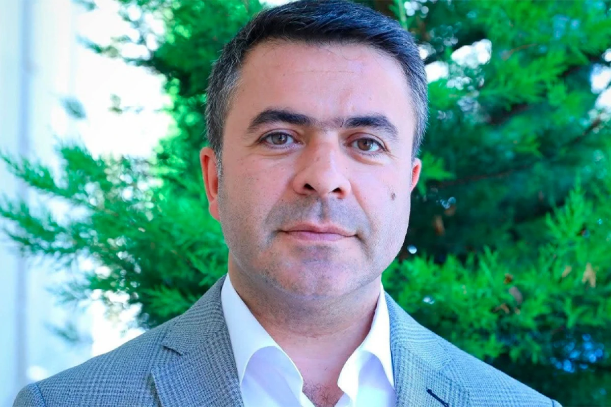 [[Cabir İmanovun aktyor dostu:]] “Adamın inanmağı gəlmir...“