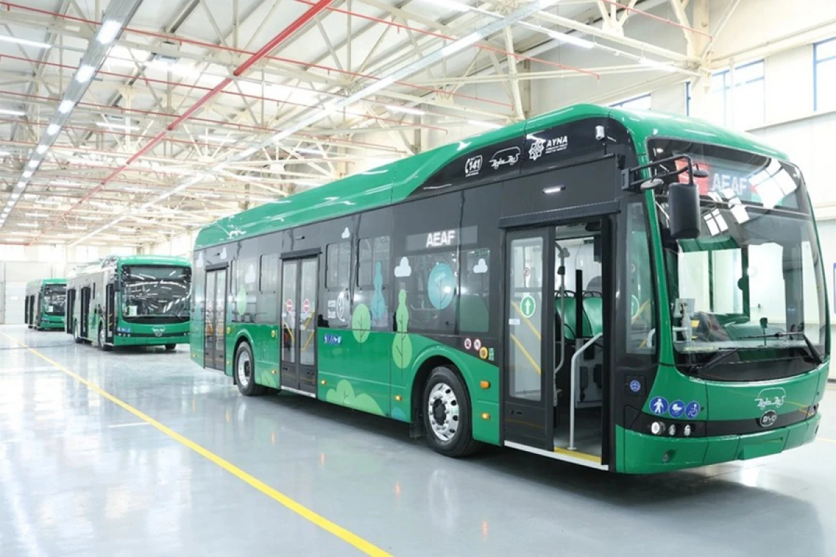 Çin-Azərbaycan ortaq müəssisəsi [[elektrik avtobuslarının istehsalına]] başladı