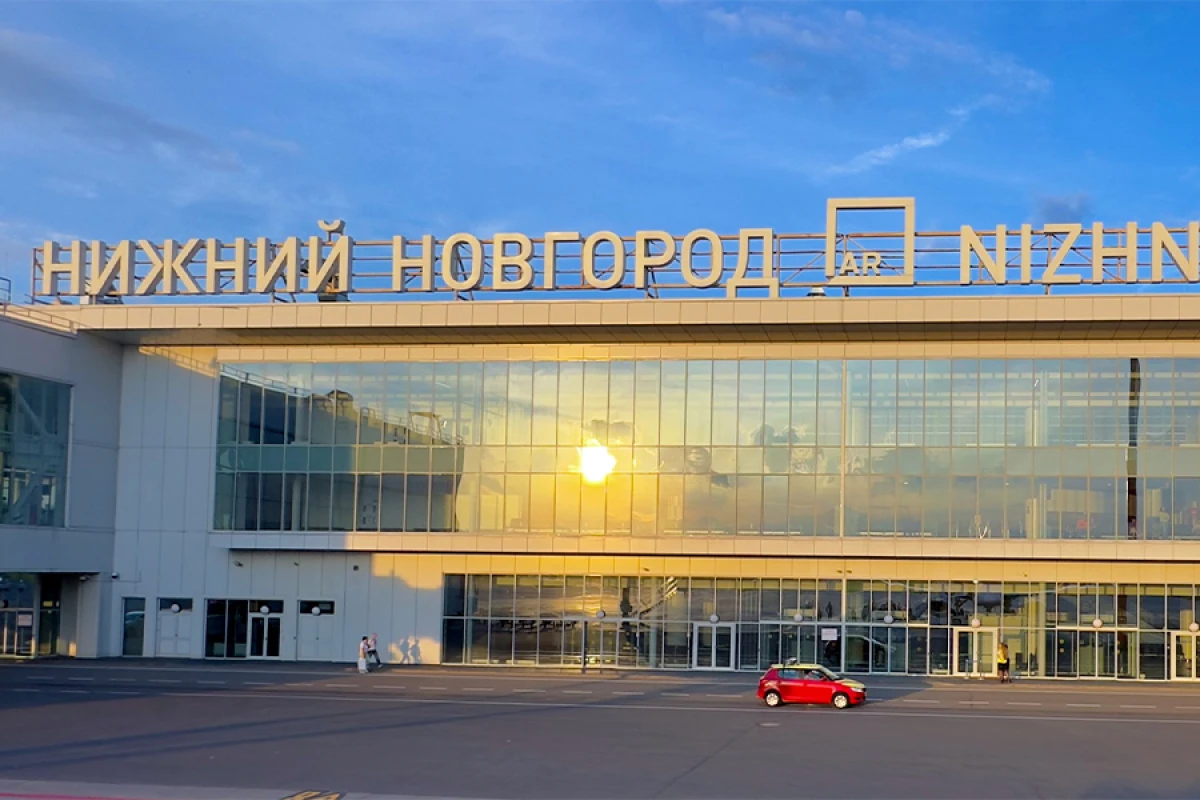 Nijni Novqorod hava limanı [[fəaliyyətini]] bərpa etdi
