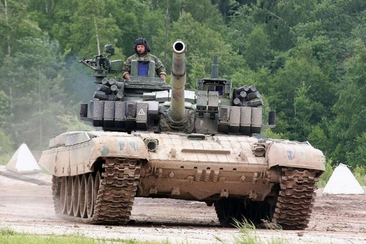 [[Çexiya]] Ukraynaya 30 tank verməyi planlaşdırır