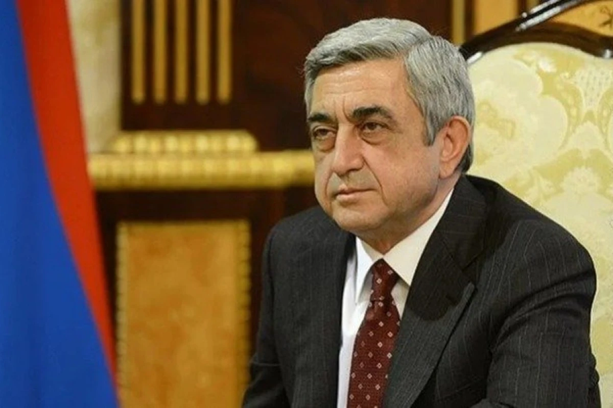 [[Sarksiyanın]] ölkədən çıxış qadağası ləğv edildi