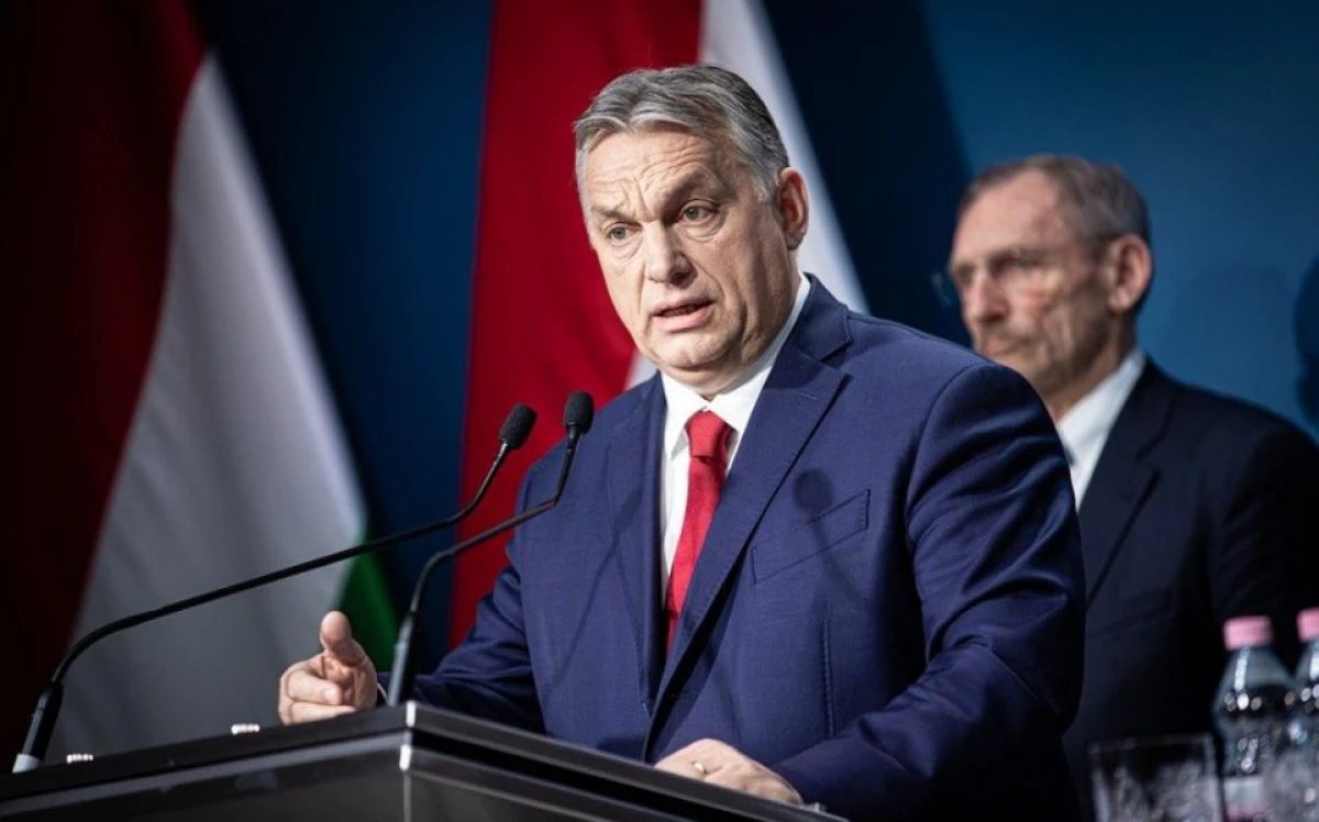 Orban [[Aİ-nin hərbi planlarına qarşı]] imza kampaniyası başladır