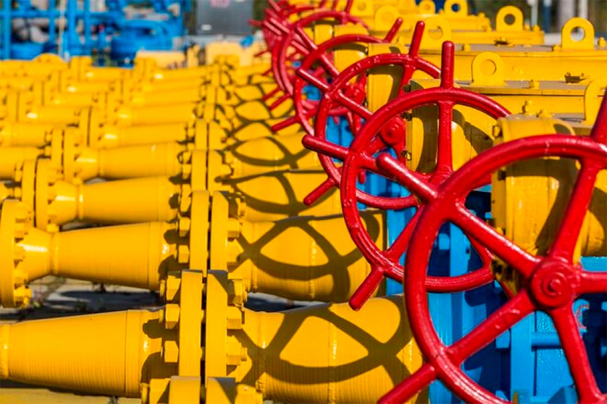 Azərbaycan vasitəsilə Rusiya qazının İrana nəqli: [[İqtisadi perspektivlər]]