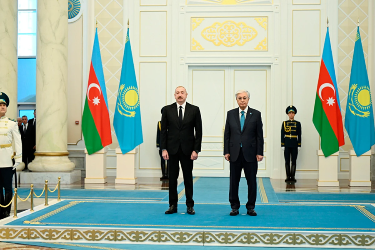 Azərbaycan Prezidentinin Astanada rəsmi qarşılanma mərasimi olub [[- YENİLƏNİB]]