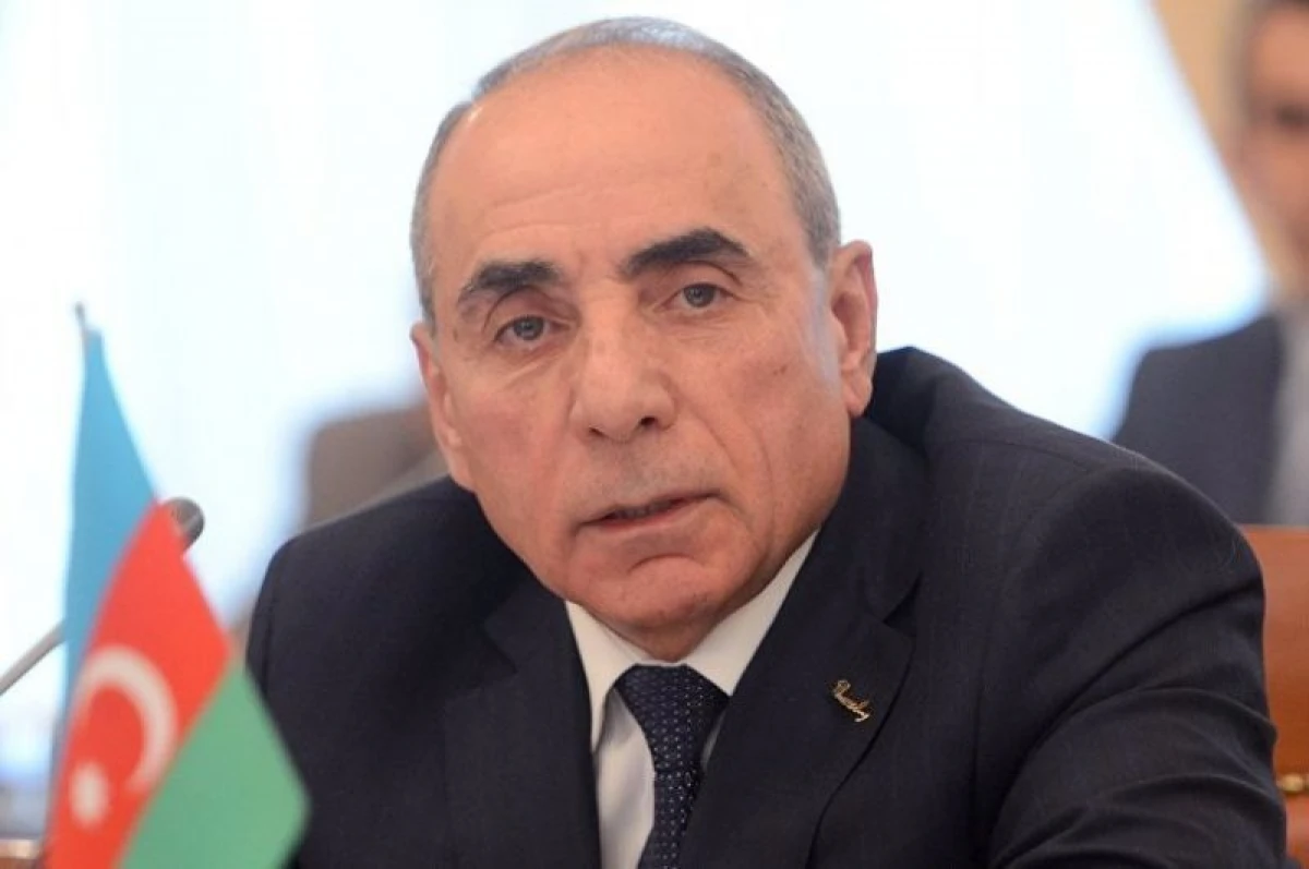 Yaqub Eyyubov [["İstiqlal" ordeni ilə təltif edildi]]