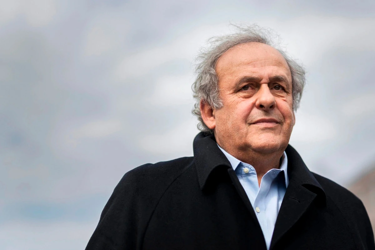 Platini FIFA-nı onu [[“məhv etməyə çalışmaqda”]] ittiham etdi
