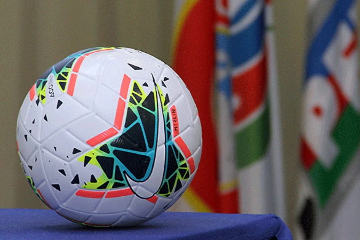 Abubakar "Neftçi"yə [[üç xal qazandırdı]]