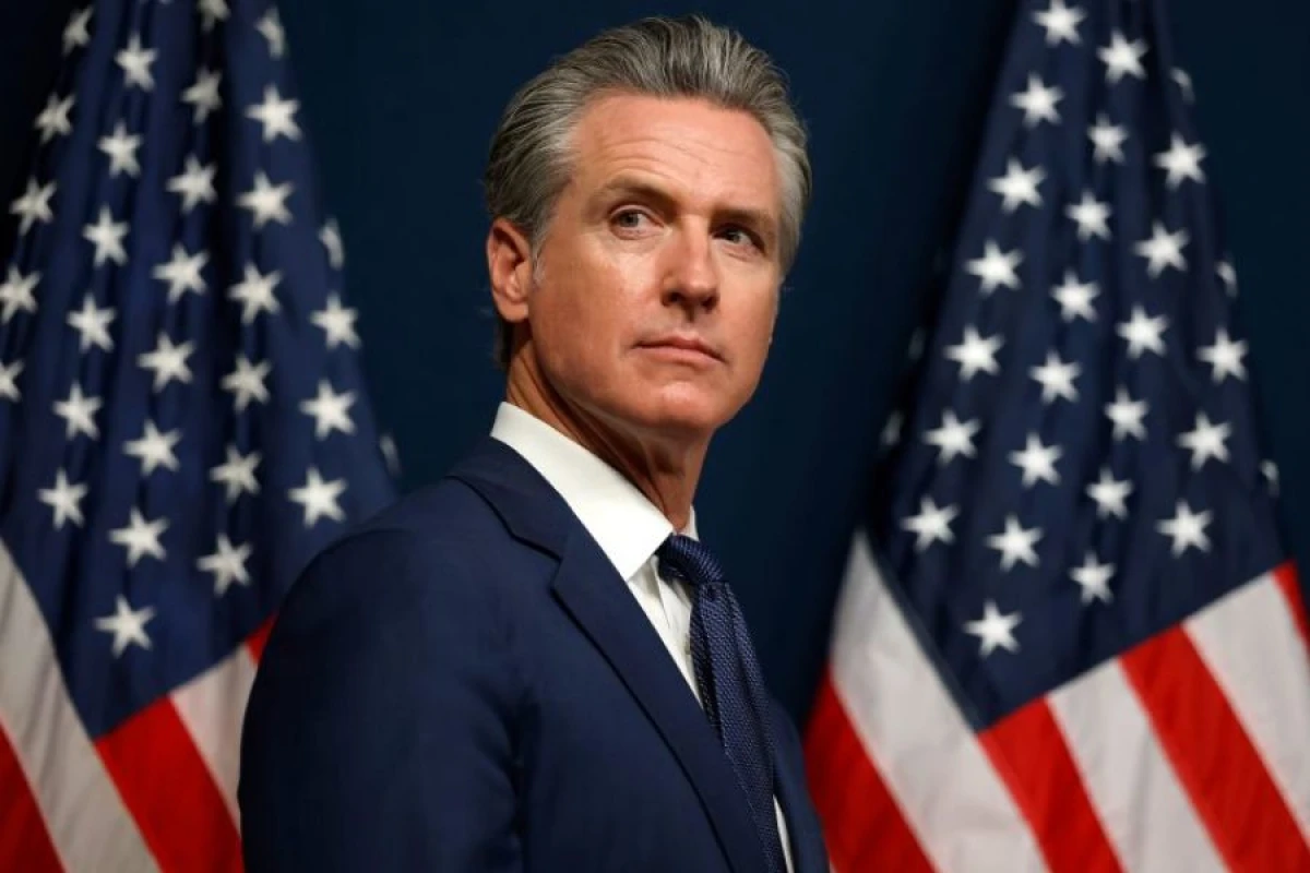 Kaliforniya qubernatoru ABŞ prezidentliyinə [[namizəd olacaq]]