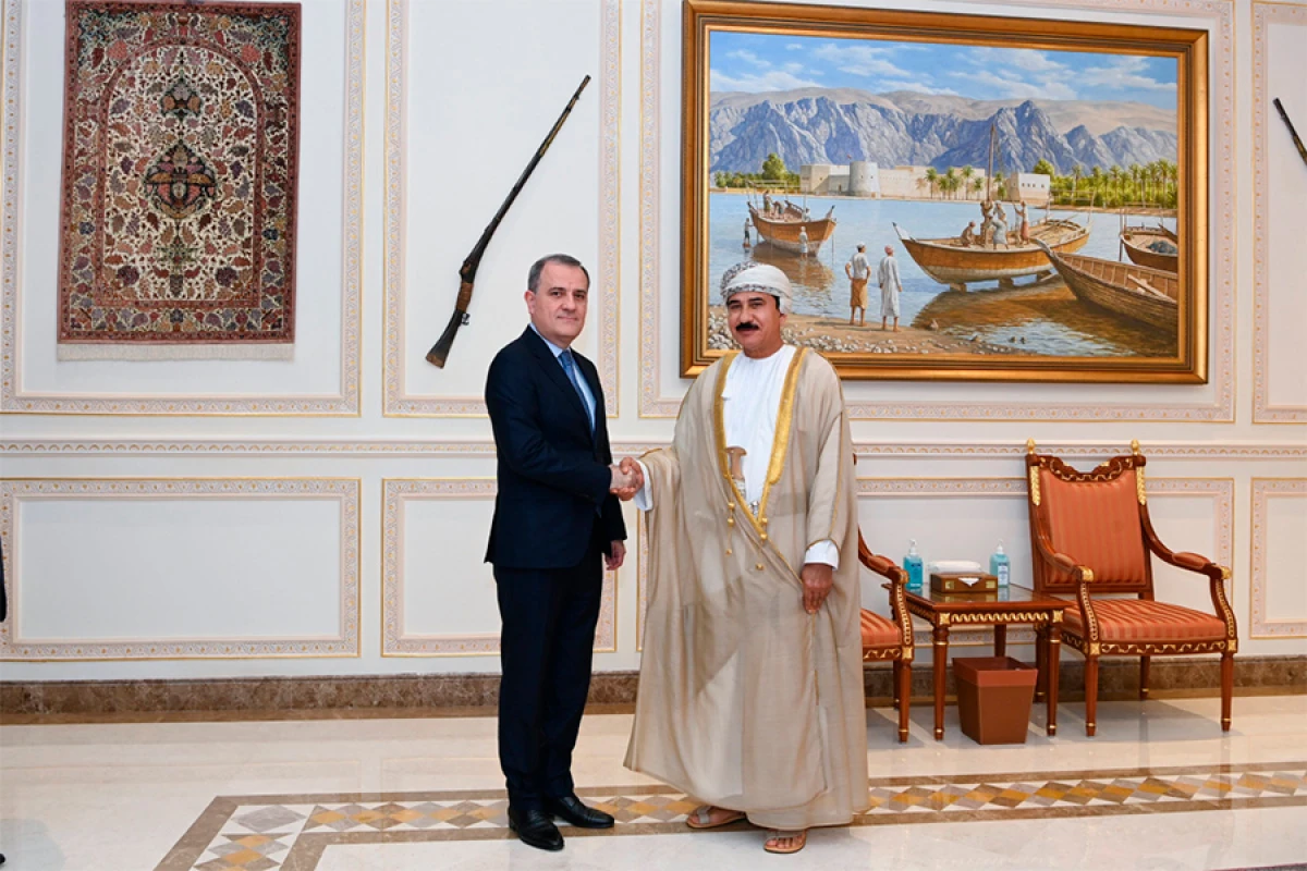 [[Ceyhun Bayramov]] Omanın Kral Ofisi Naziri ilə görüşdü