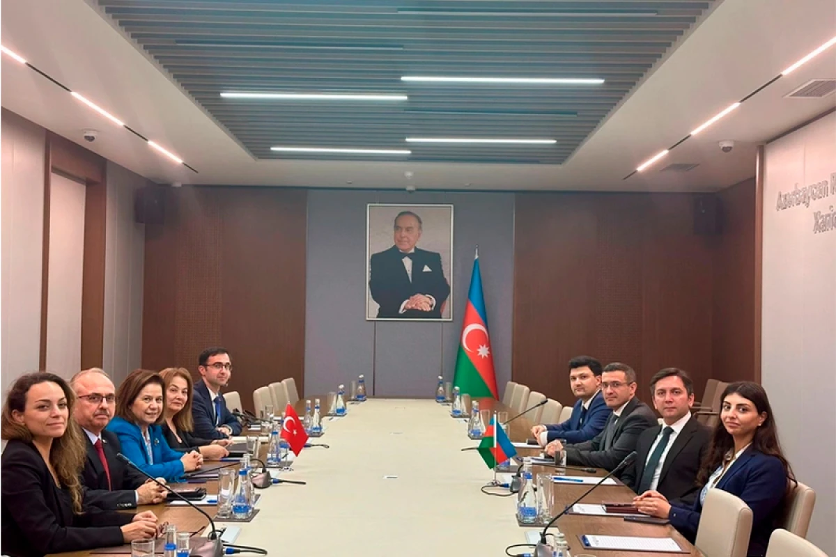 [[Yalçın Rəfiyev]] Berris Ekinci ilə ikitərəfli və beynəlxalq əməkdaşlıq imkanlarını müzakirə etdi