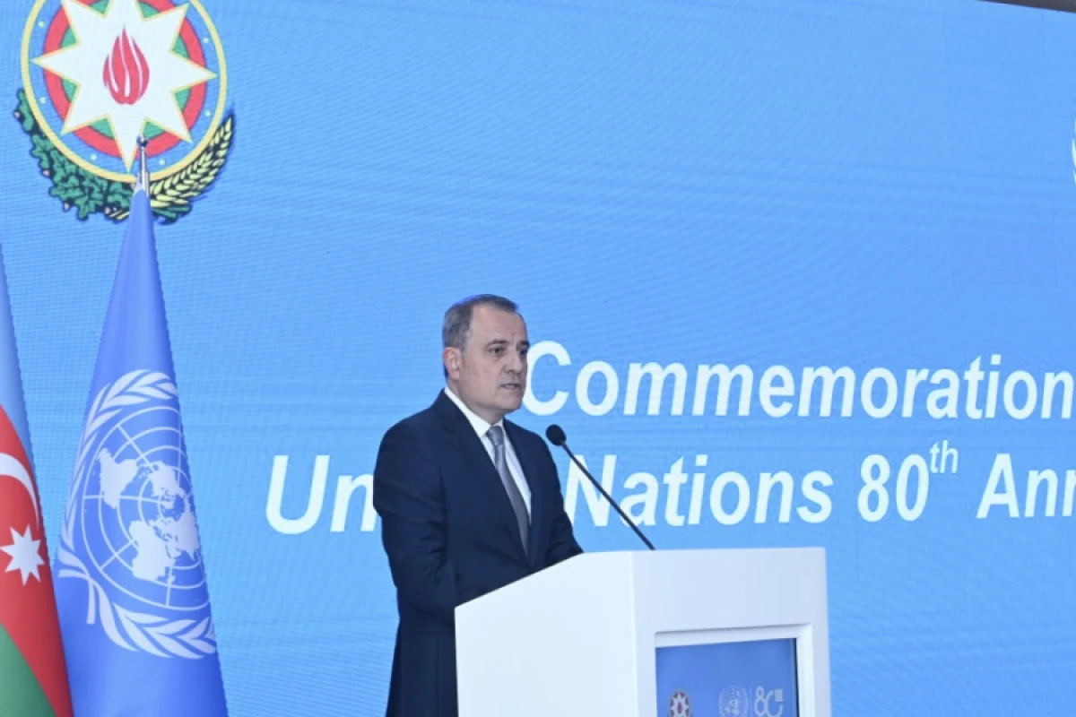 [[Ceyhun Bayramov]] Özbəkistana yola düşdü