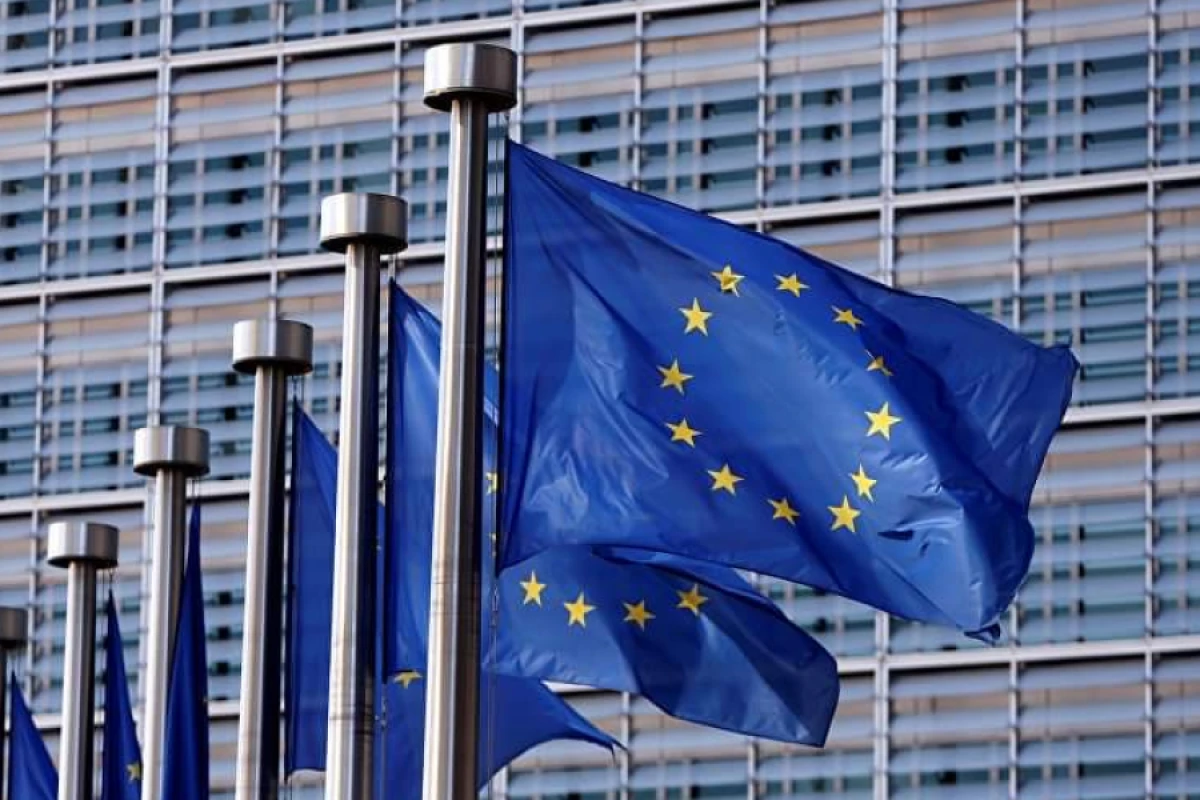 [[İsveçrə Avropa İttifaqı]] ilə hərbi əməkdaşlığı gücləndirəcək