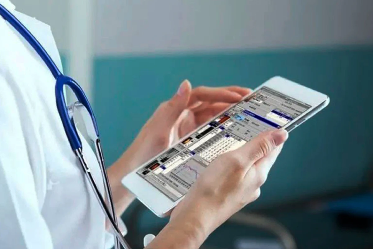 İlin sonuna qədər [[xəstəxanalara qəbul elektron olacaq]]